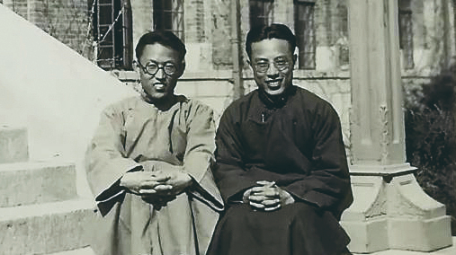 1936年，侯仁之（右）和弟弟侯硕之.png